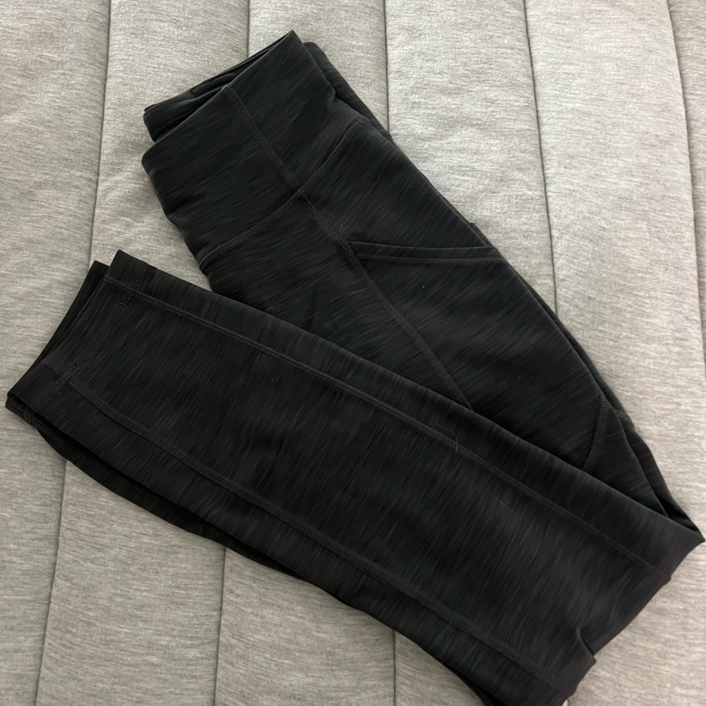 lululemon dark grey leggings with side pockets, worn once